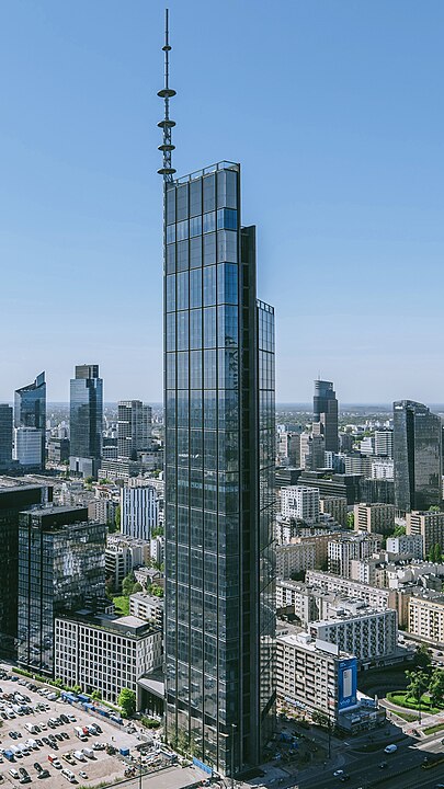 varso-tower-in-Warsaw