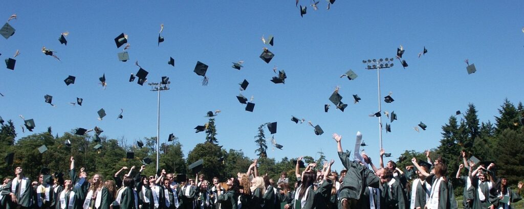 scholarship-graduation-ceremony